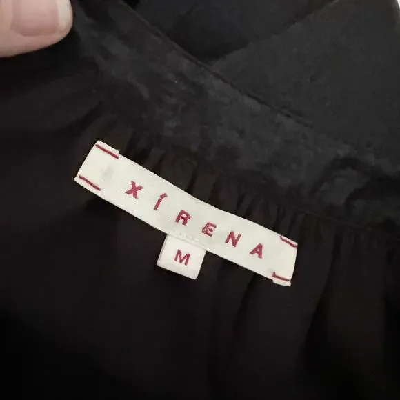 XIRENA Farrah Poplin Split Neck Top Shimmer Black Medium M - Picture 7 of 8